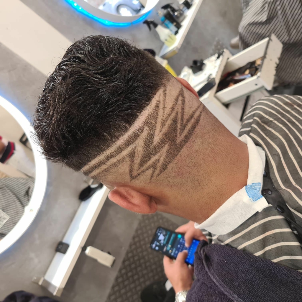 MEILLEUR COIFFEUR AFRO A MARSEILLE