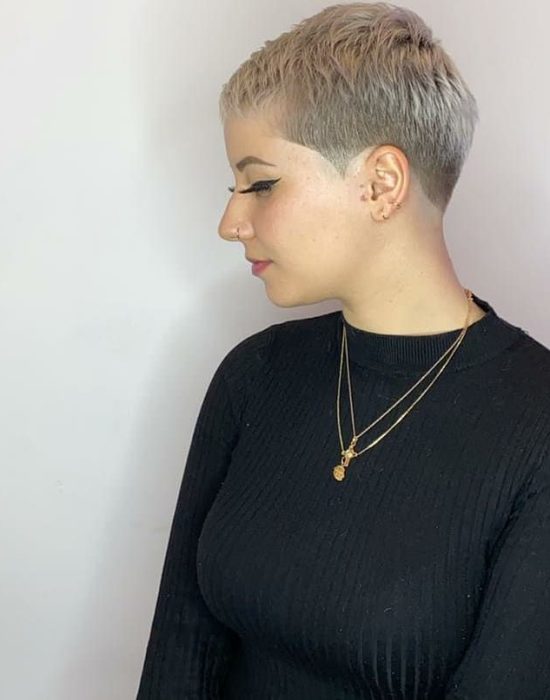 COUPES_FEMMES_TOUT_TYPE_CHEVEUX